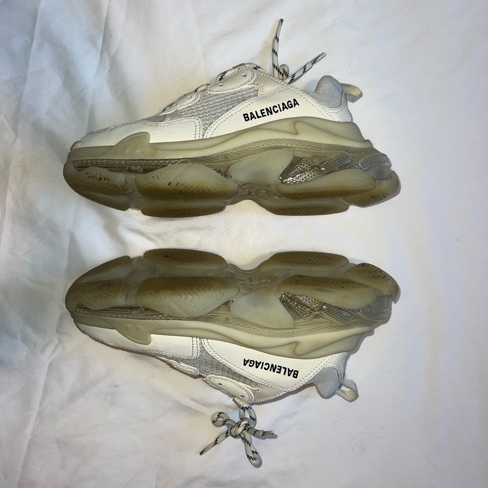 BALENCIAGA WOMEN'S TRIPLE S CLEAR SOLE SNEAKER IN BEIGE - Picture 2 of 6